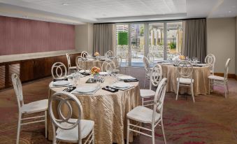 Hotel Indigo Austin Downtown - University