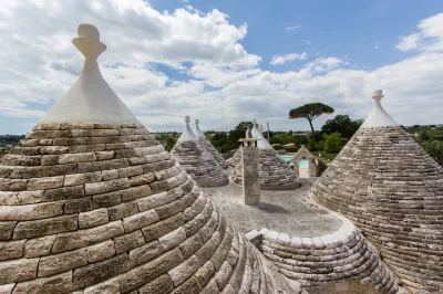 Romantic Trullo in Ancient Farm with Pool and Tennis Court