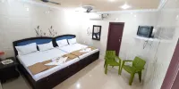 Hotel Prakash - Four Bedroom