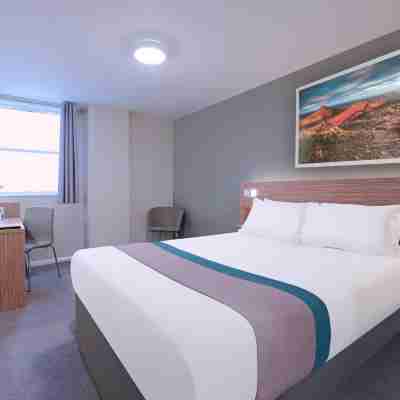 Travelodge Gatwick Airport Central Rooms