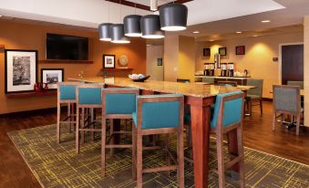 Hampton Inn Greensboro-Airport