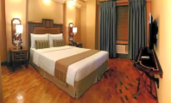 Herald Suites Polaris