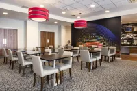 Holiday Inn Express LEICESTER CITY by IHG - breakfast