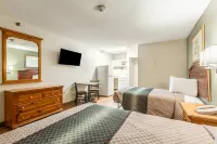 HomeTowne Studios Atlanta NE - Norcross South Hotels in Norcross