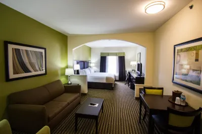 Holiday Inn Express & Suites Nacogdoches Hotel berhampiran Hibbett Sports