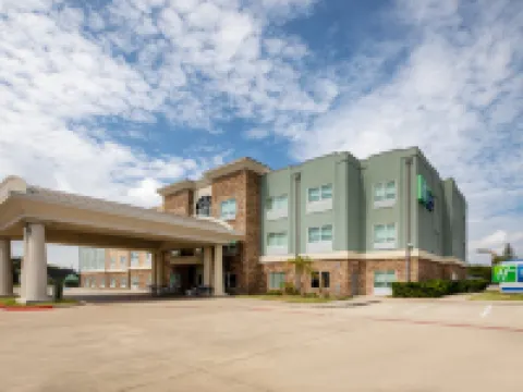 Holiday Inn Express & Suites ROCKPORT - BAY VIEW by IHG Hotels in Rockport