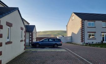 Impeccable Beachfront 2-Bed Cottage in St Bees