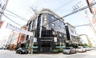 Road Hotel in Wonpyeong-Dong, Gumi