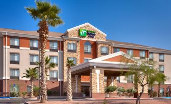 Holiday Inn Express & Suites El Paso I-10 East