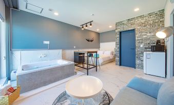 Gangneung wi Pension - Housity
