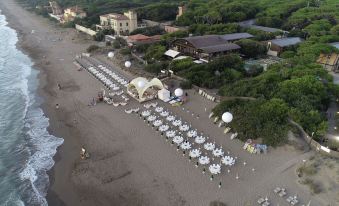 Canado Club Family Village
