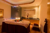 Constantinou Bros Athena Royal Beach Hotel - spa