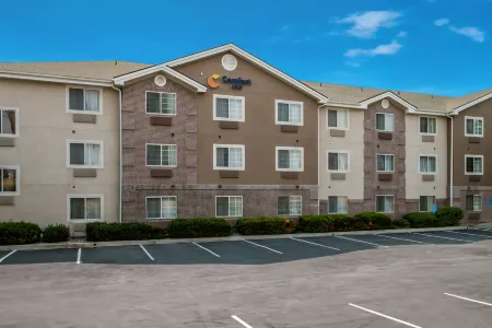 Comfort Inn Lehi - Thanksgiving Point Area Отели рядом с достопримечательностью «Парк Стейджкоч Кроссинг Смол»