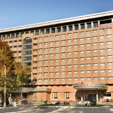 Ramada by Wyndham Tashkent Отели рядом с достопримечательностью «Государственный музей истории Узбекистана»