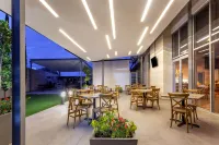 Tryp by Wyndham San Luis Potosi Hotel & Suites - breakfast