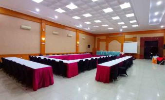 Royal Denai Hotel