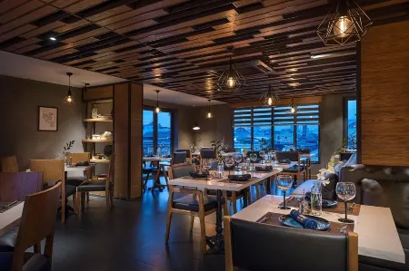 Bespoke Trendy Hotel Hanoi