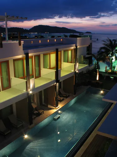 รูปภาพของลาฟลอร่ารีสอร์ท ป่าตอง