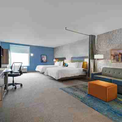 Home2 Suites by Hilton Utica Rooms