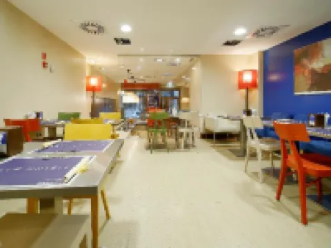 Hotel Marqués, Blue Hoteles Hotéis em Gijon