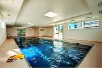 Pacific Views Resort - Beach
