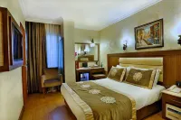 Grand Hilarium Hotel Hotels near Star Arena Avm