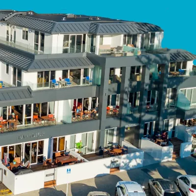 Pavilion Beachfront Apartments Hotels near Mt Maunganui Cenotaph