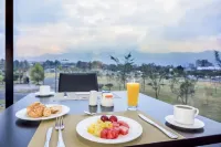 페어필드 바이 메리어트 보고타 엠바하다 - 조식 운영