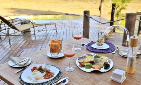 Khulu Lodge - Housity