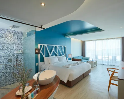 Whale Hua Hin Hotels near Pone Kingpeth Park