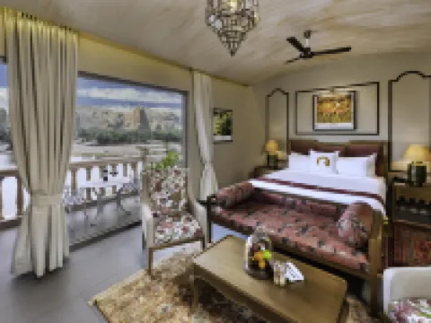 ウェルカムヘリテージ チータガル リゾート アンド スパ パリのホテル