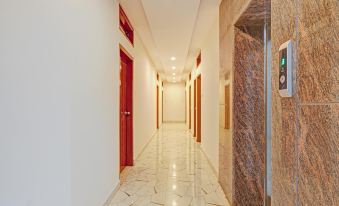 Treebo Silver Stallion