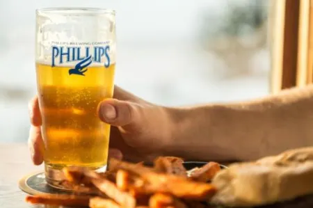 The Flying Steamshovel Inn