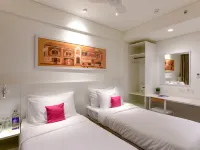 Centro Hotels near E-square