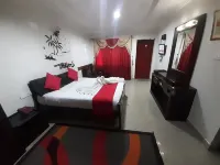 Kurinji Residency - Hot Tub