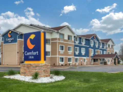 Comfort Inn Mount Pleasant – Racine Hotels in Racine County