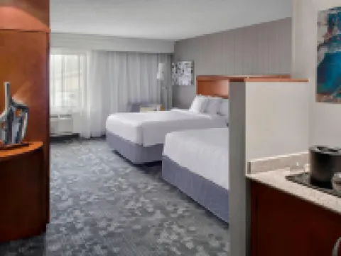 帕拉默斯萬怡酒店 帕拉默斯酒店