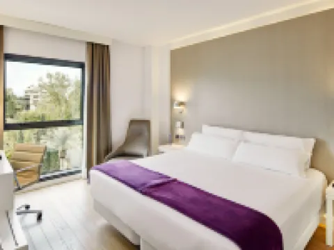 Sercotel Amistad Murcia Hotels near Universidad Catolica San Antonio de Murcia