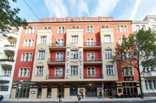 Hotel Europa City Các khách sạn gần Deutsche Oper