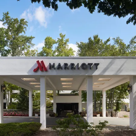 Marriott Park Ridge
