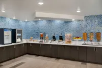 La Quinta Inn by Wyndham Columbus Airport Area - Aamiainen
