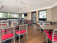 Comfort Inn West Hotels in Kanata