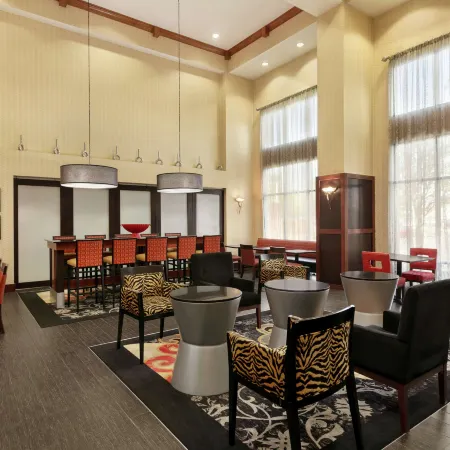 Hampton Inn & Suites Lawton