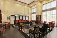 希爾頓歡朋套房飯店-勞頓 - 2 星級