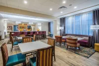 Hampton Inn Newport Hotel di Cosby