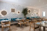 Santorini Kastelli Resort Hotels in Santorini