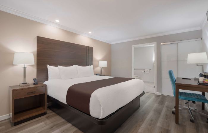 SureStay Plus Hotel by Best Western Upland Ontario North