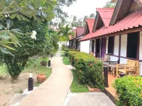 Phangan Cabana Resort Hotels near Srithanu Beach