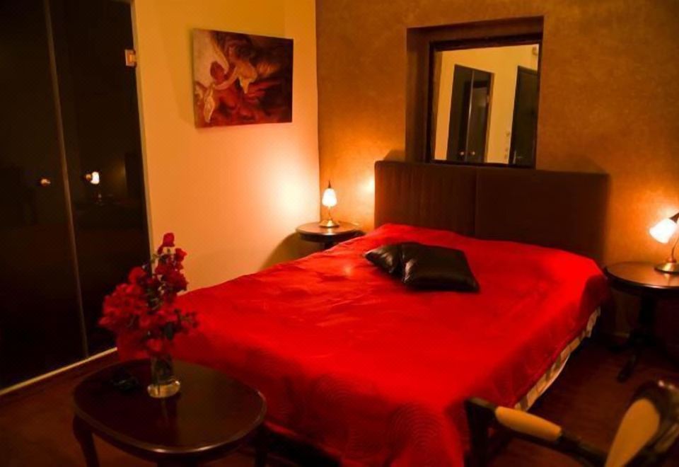 Andromeda Suites - Housity