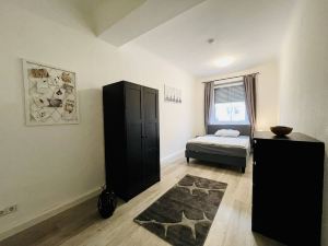 Newly Furnished Beautiful Apartment in the Center with Smart TV